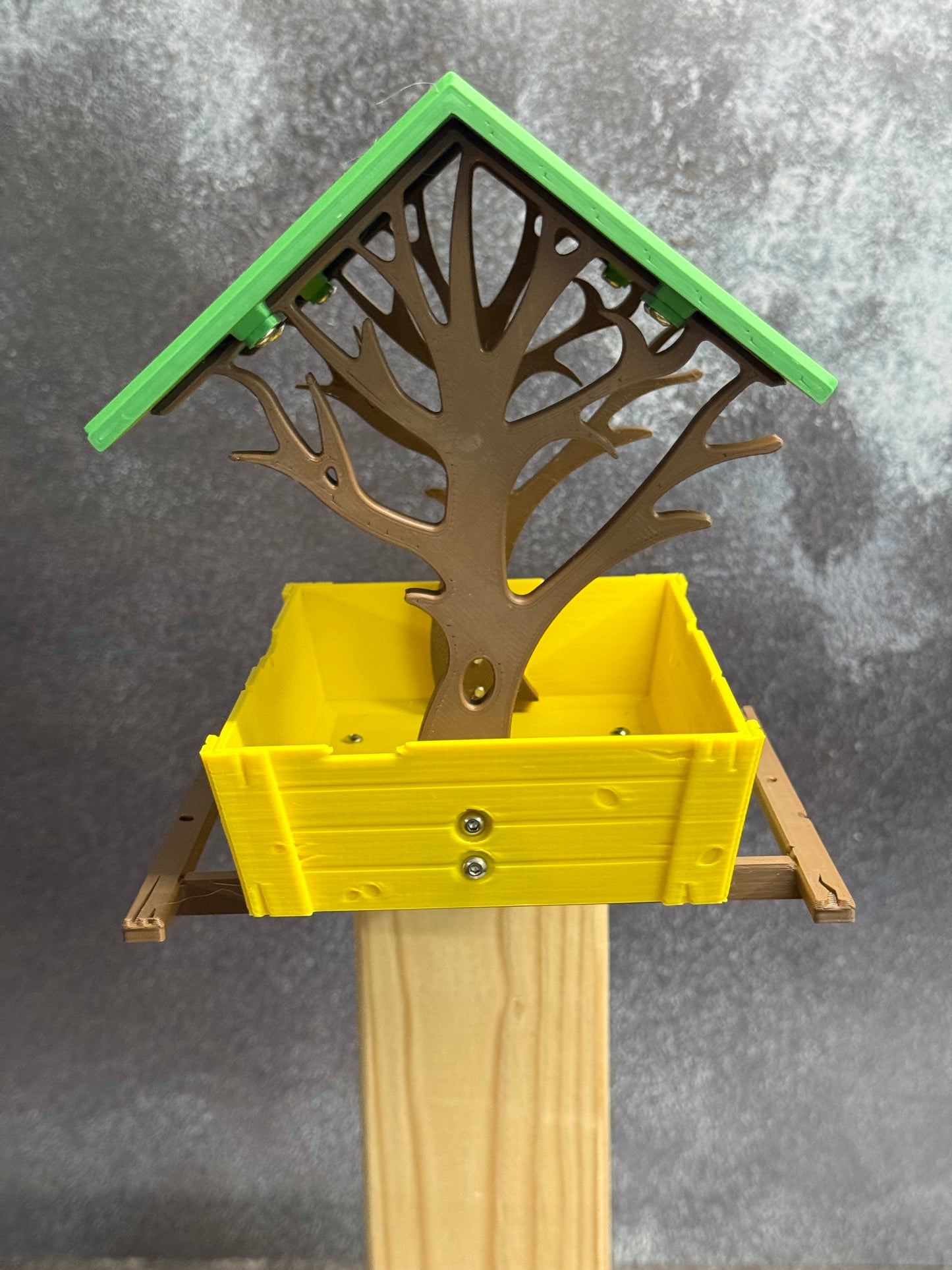 Countryside Bird Feeder
