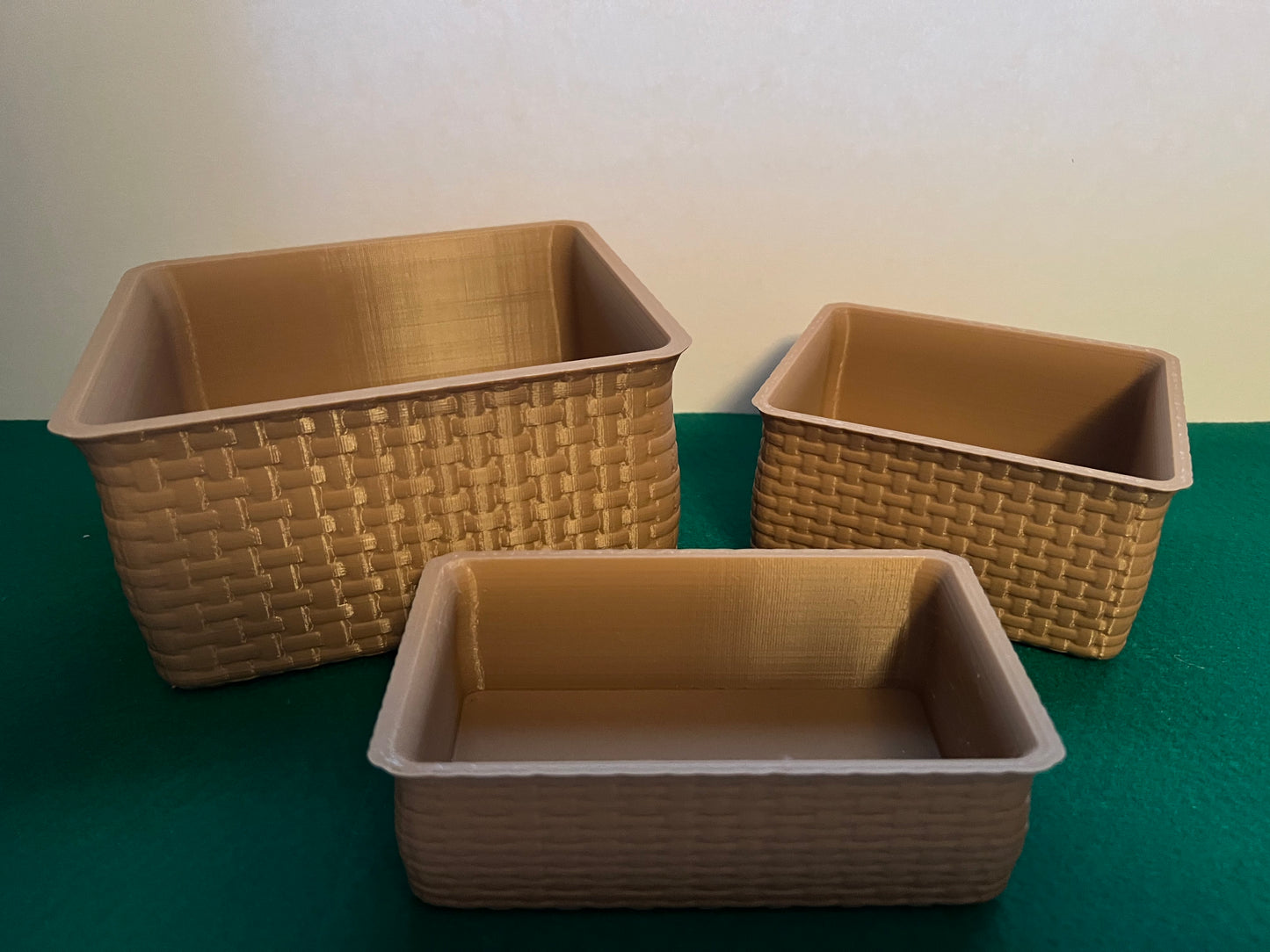 Set of 3 Woven Texture Baskets (1 of each size)